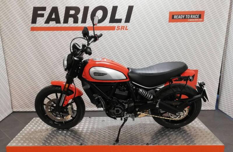 Scrambler 800 Icon (2017 - 2020) usata bergamo