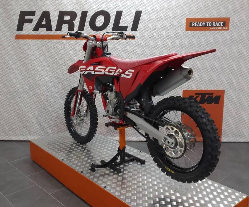 MC 350 F (2023) usata bergamo