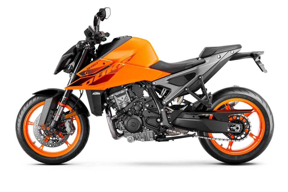 Moto KTM  2024 990 Duke Bergamo Pronta Consegna