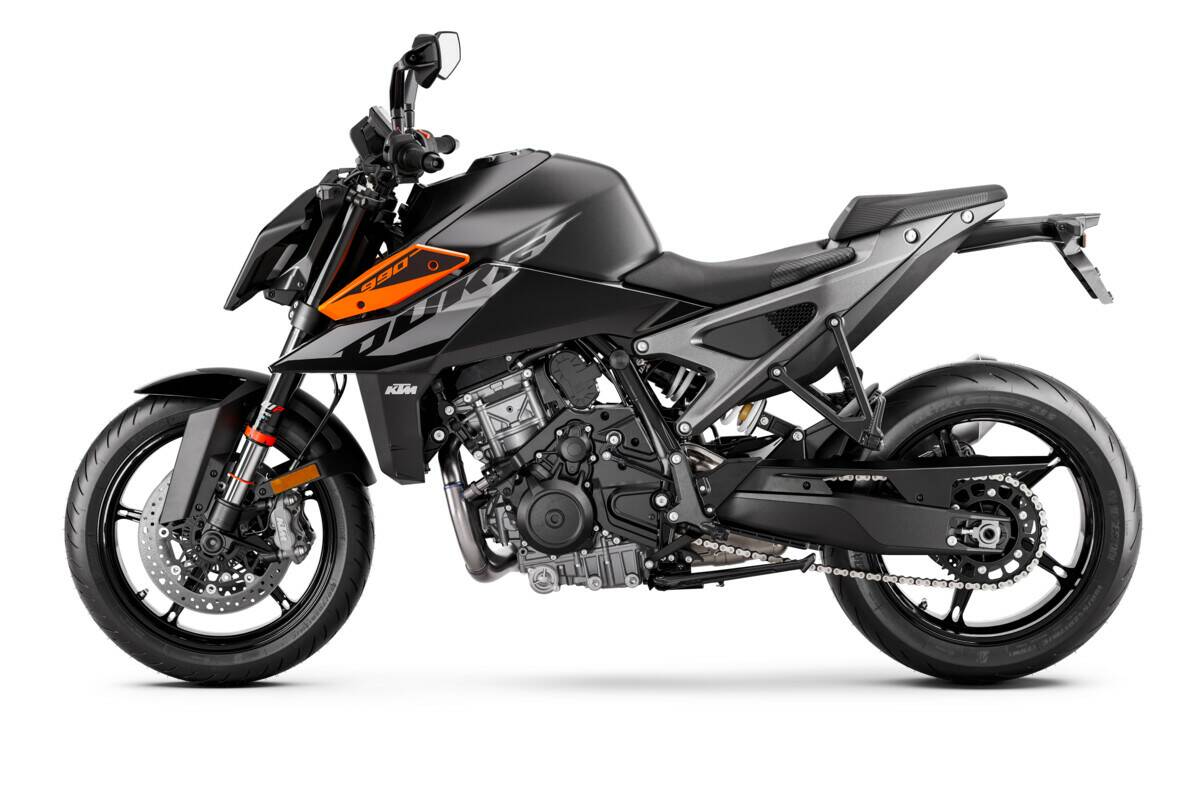 Moto KTM  2024 990 Duke Bergamo Pronta Consegna