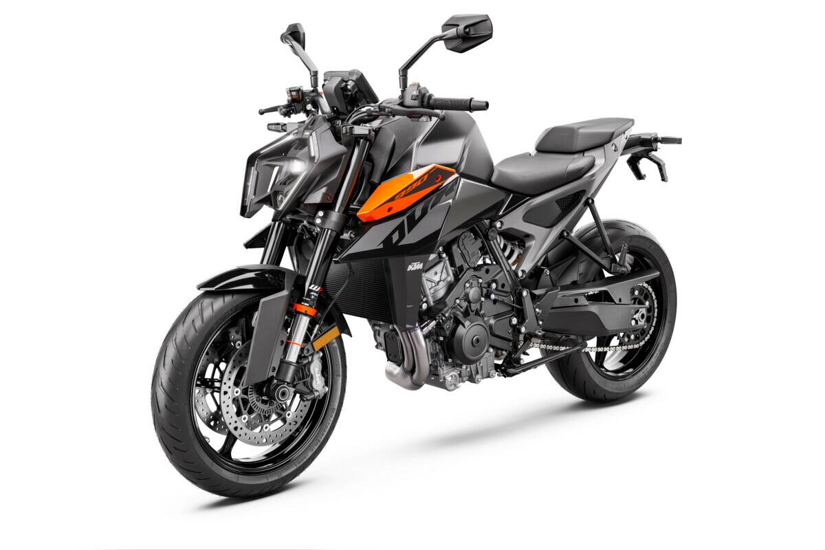 Moto KTM  2024 990 Duke Bergamo Pronta Consegna