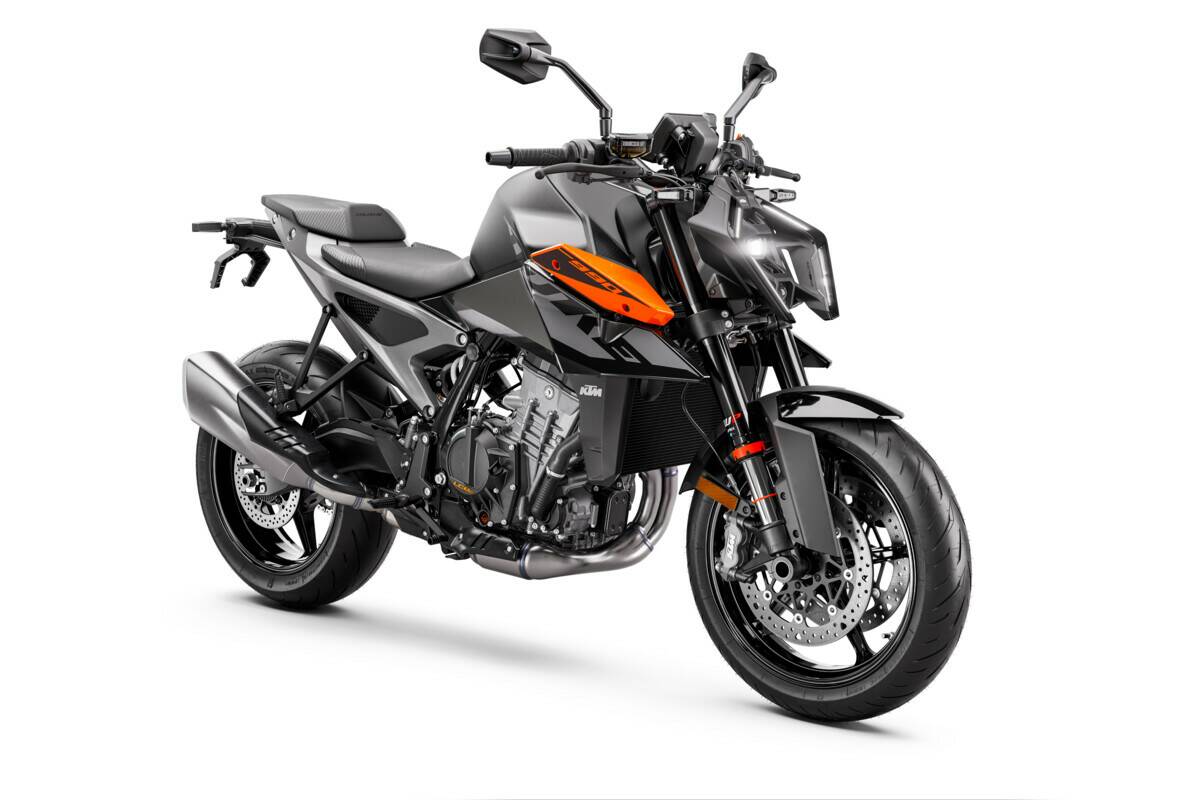 Moto KTM  2024 990 Duke Bergamo Pronta Consegna