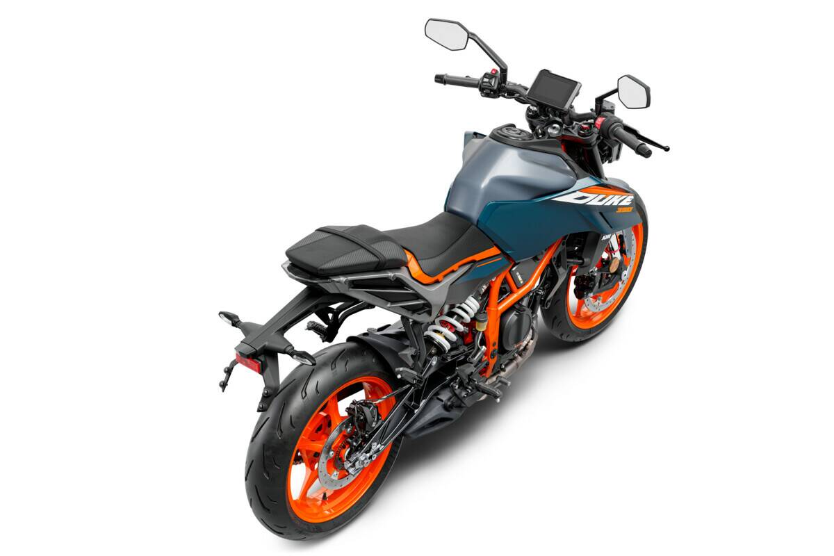 Moto KTM  2024 390 Duke Bergamo Pronta Consegna