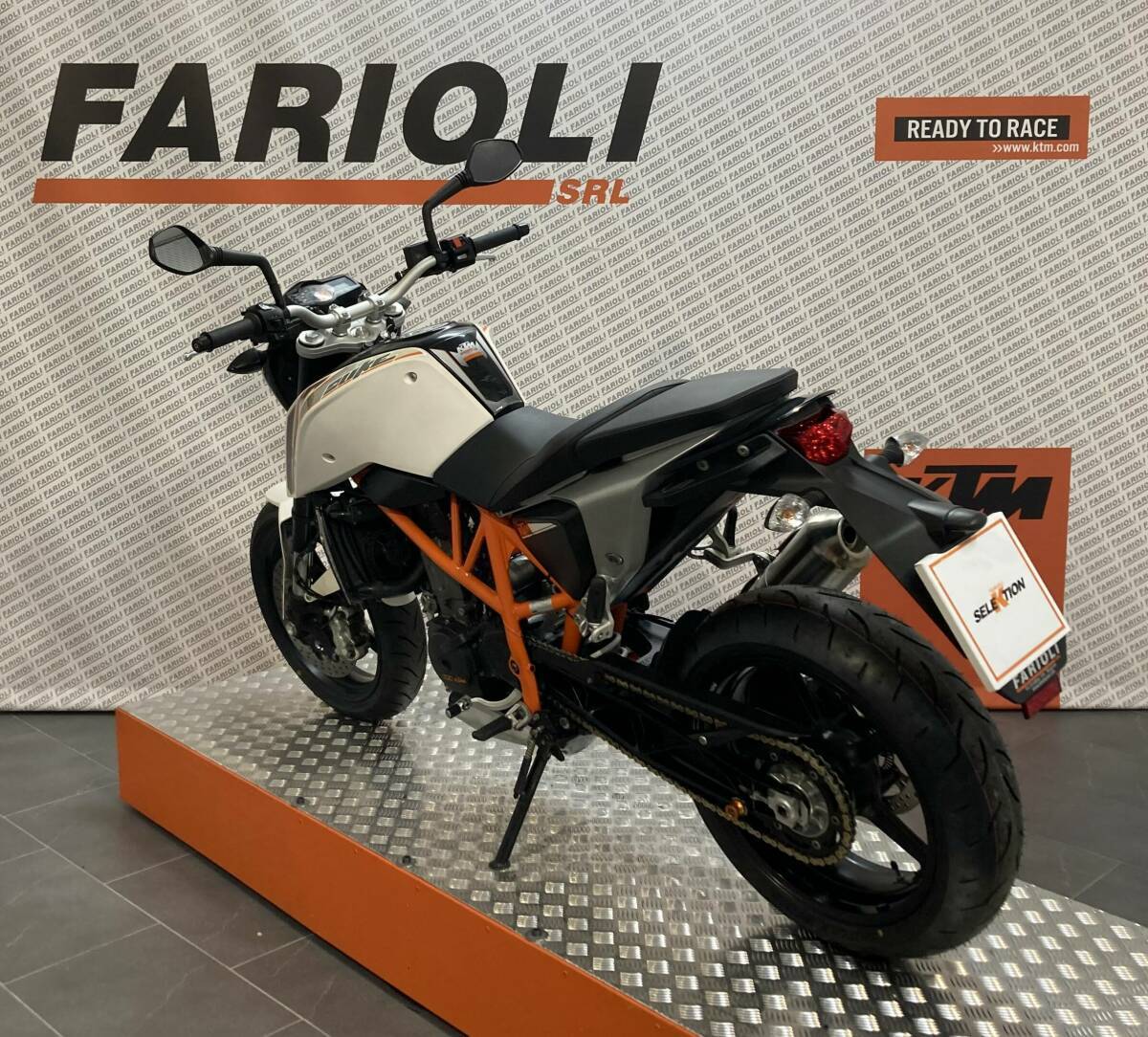 KTM 690 DUKE 2012 usata bergamo