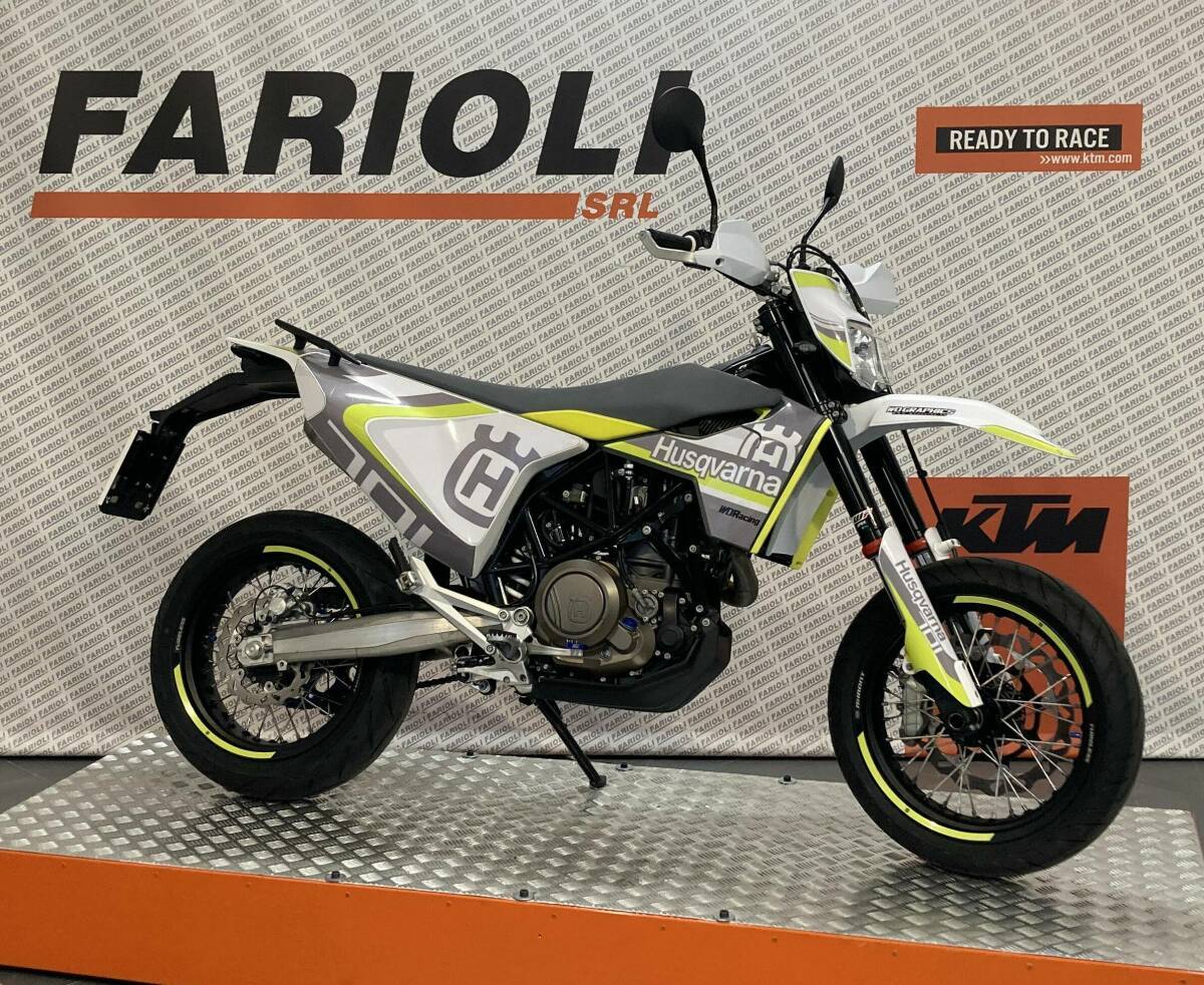 701 SUPERMOTO usata bergamo