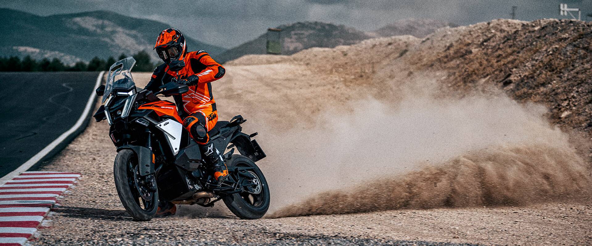 2025 KTM 1390 Super Adventure S EVO usata bergamo